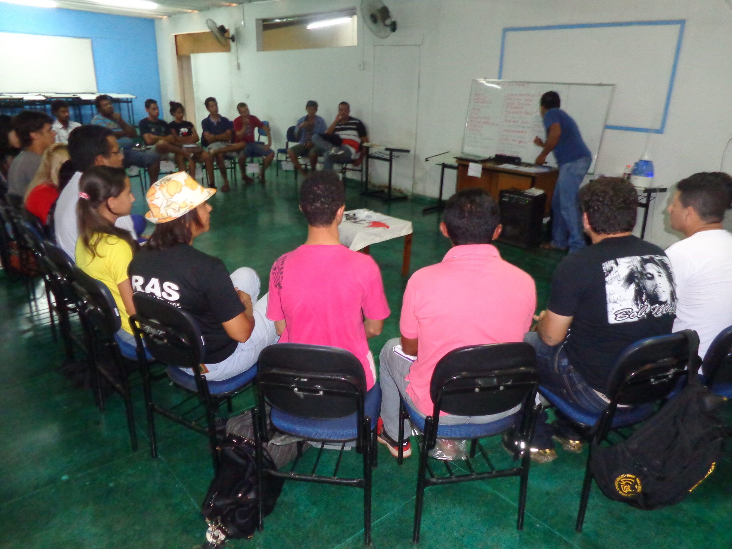 Instituto Cultural Caminhando e Cantando