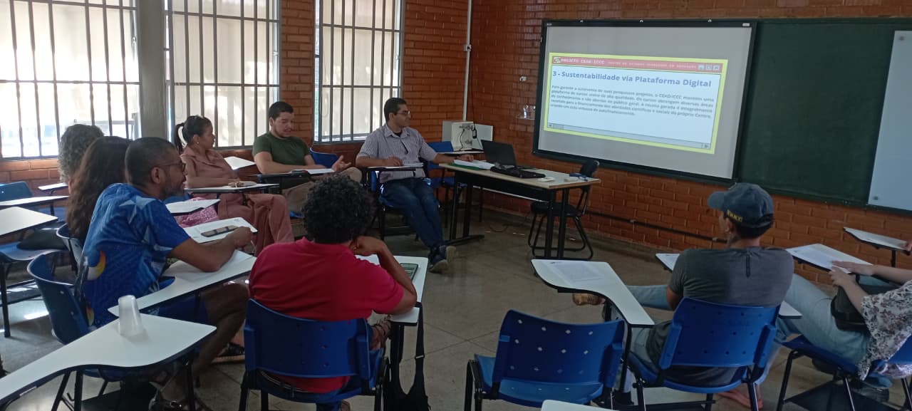 Encontro realizado para a criação do CEAD-ICCC